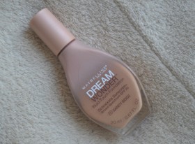 Maybelline DREAM WONDER BASE